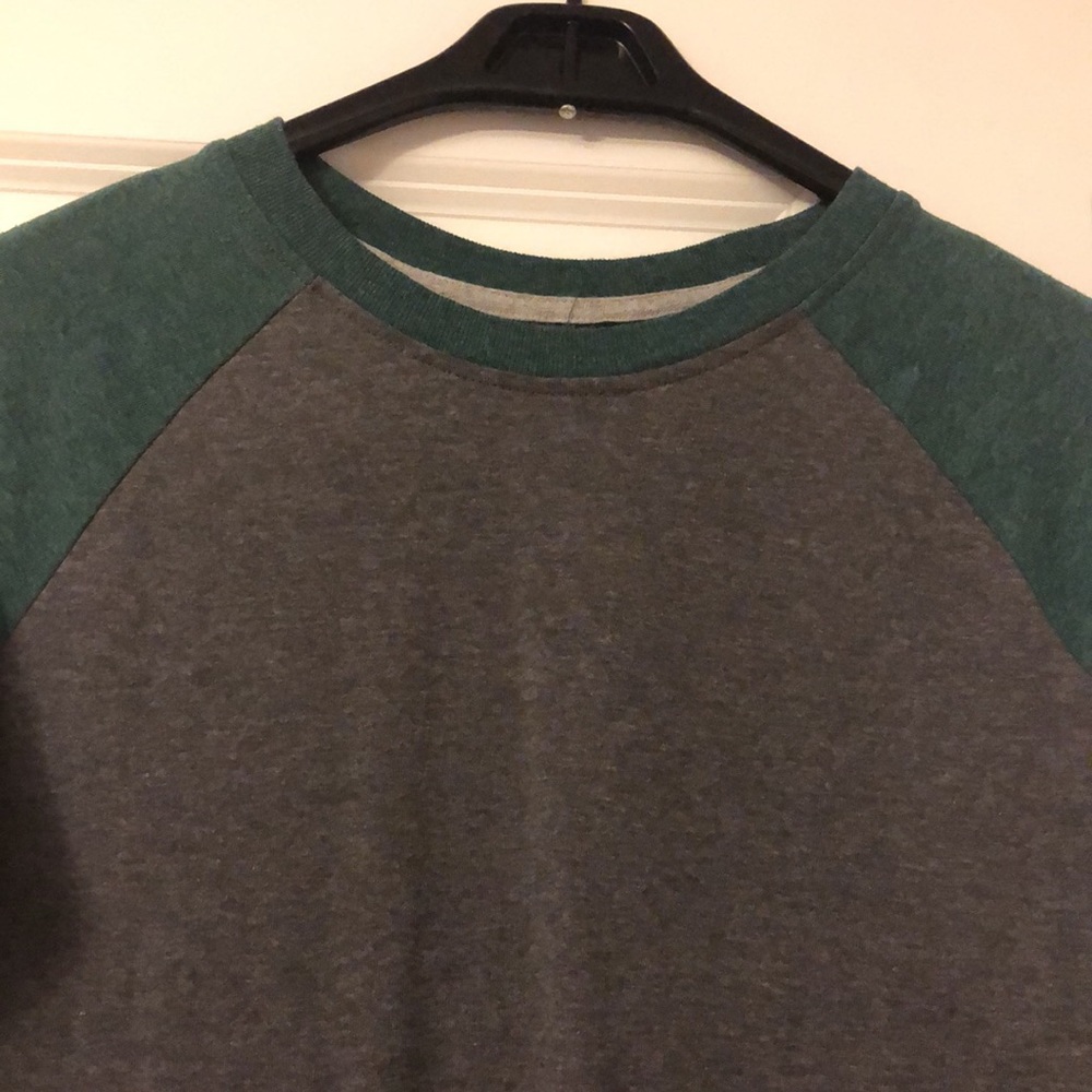 Shirt - Picture 2 of 2